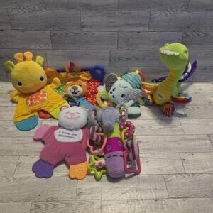 Lot of 6 Infant Toys Plush Teether Rattle Multiple Beands And Colors